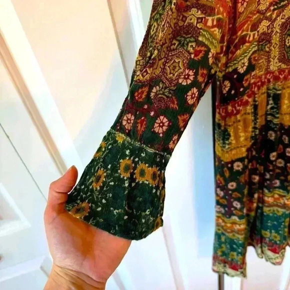 Rain & Rainbow Women’s Multi Ethnic Motifs Printed Bell Sleeves Kurta Size M - Picture 5 of 14